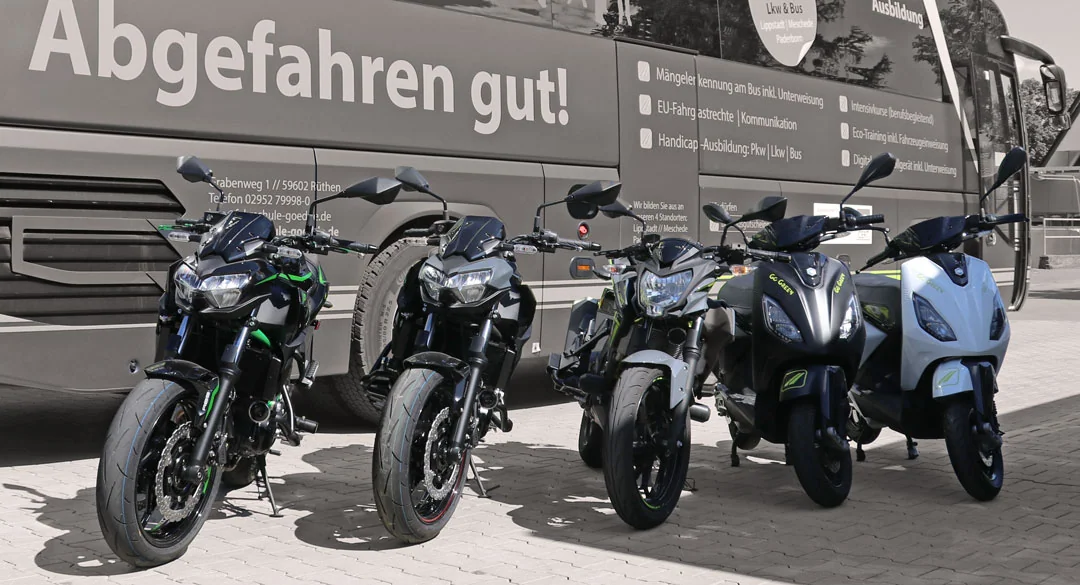 Zweiradflotte der Fahrschule Gödde