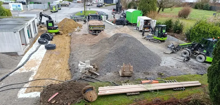 Umbau unseres Parkplatzes – Weg mit dem Schotterplatz!